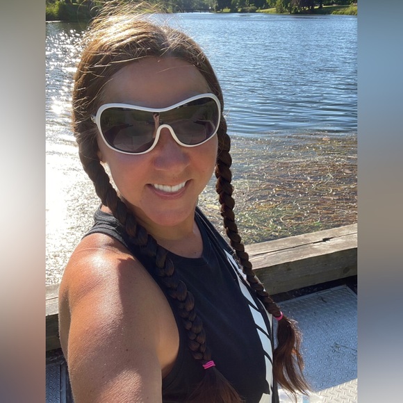 Meet your Posher, Lisa - Picture 4 of 4